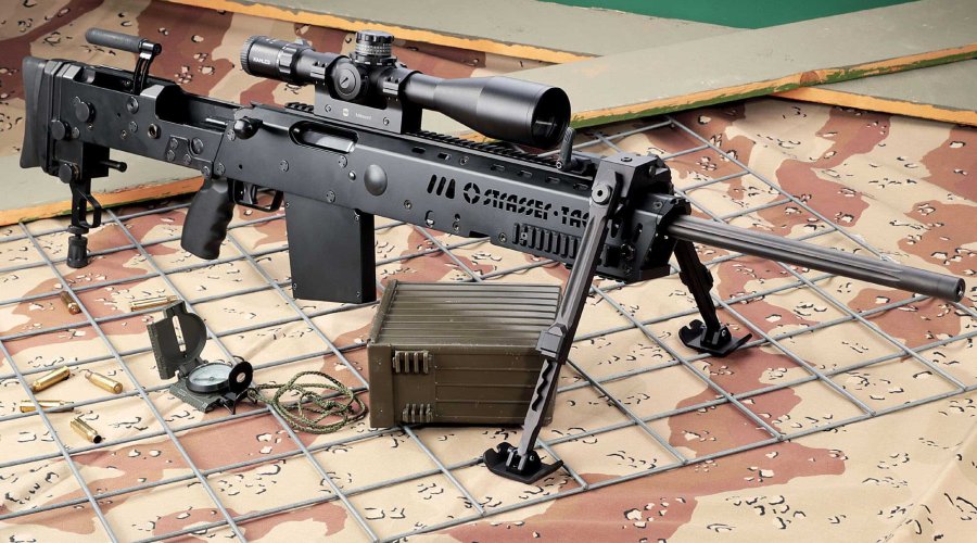 VISIER 8/2017 Strasser Tac 1 auf Zweibein und Tarnmusterdecke.