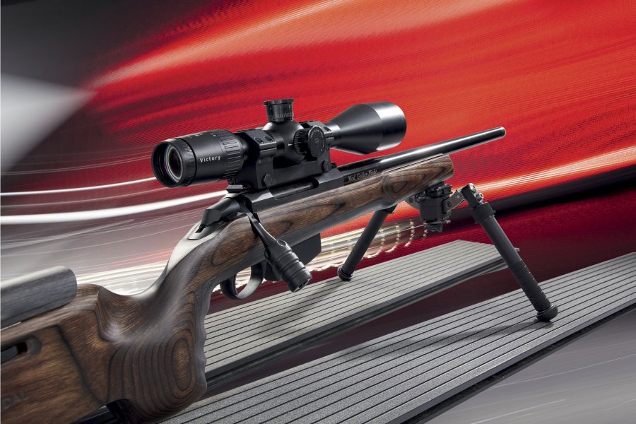 VISIER 1/2019 Ruger Precision Rifle in rechter Seitenansicht in der Natur.