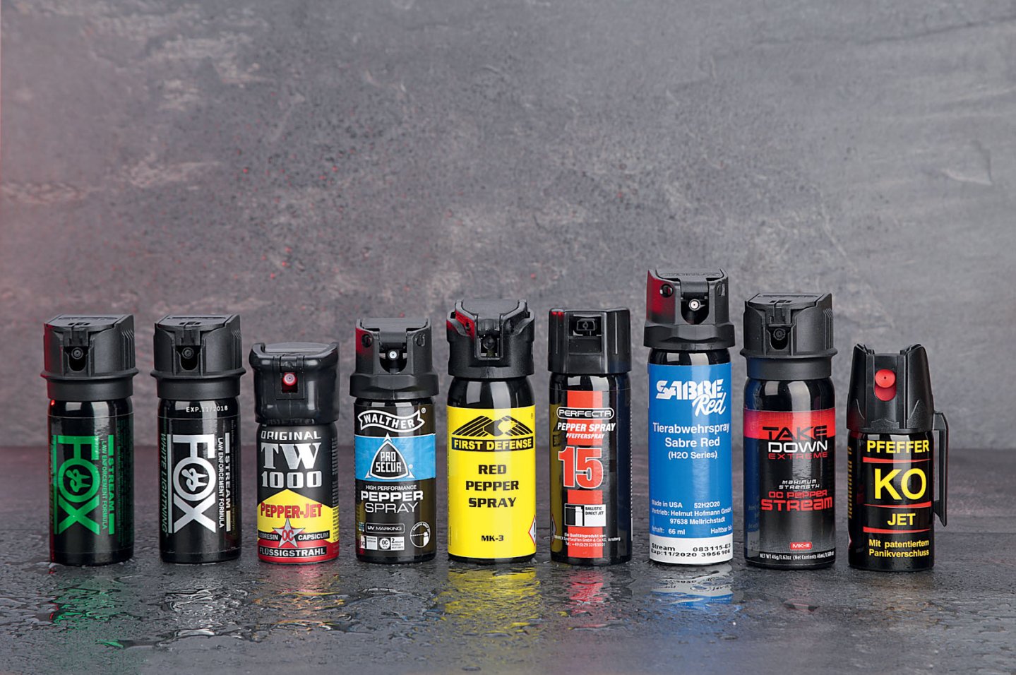 Reizgassprays verschiedenster Hersteller in diversen Ausführungen.