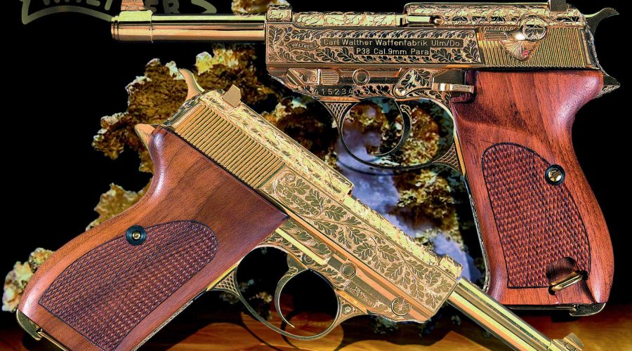Walther P.38 vergoldet in linker und rechter Seitenansicht.