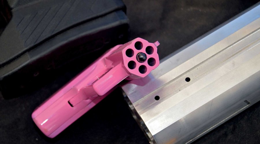 Standard Manufacturing S333 Volleyfire von vorne.