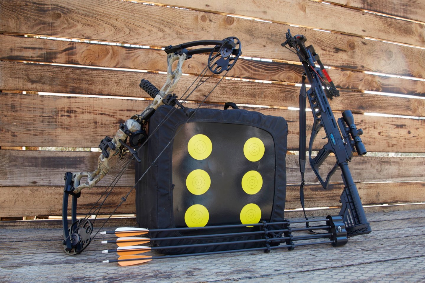 VISIER Special 93 - Freie Waffen II Eine Frau wird in dunklem Parkhaus von einem Mann überfallen und wehrt sich mit einem Guardian Angel.