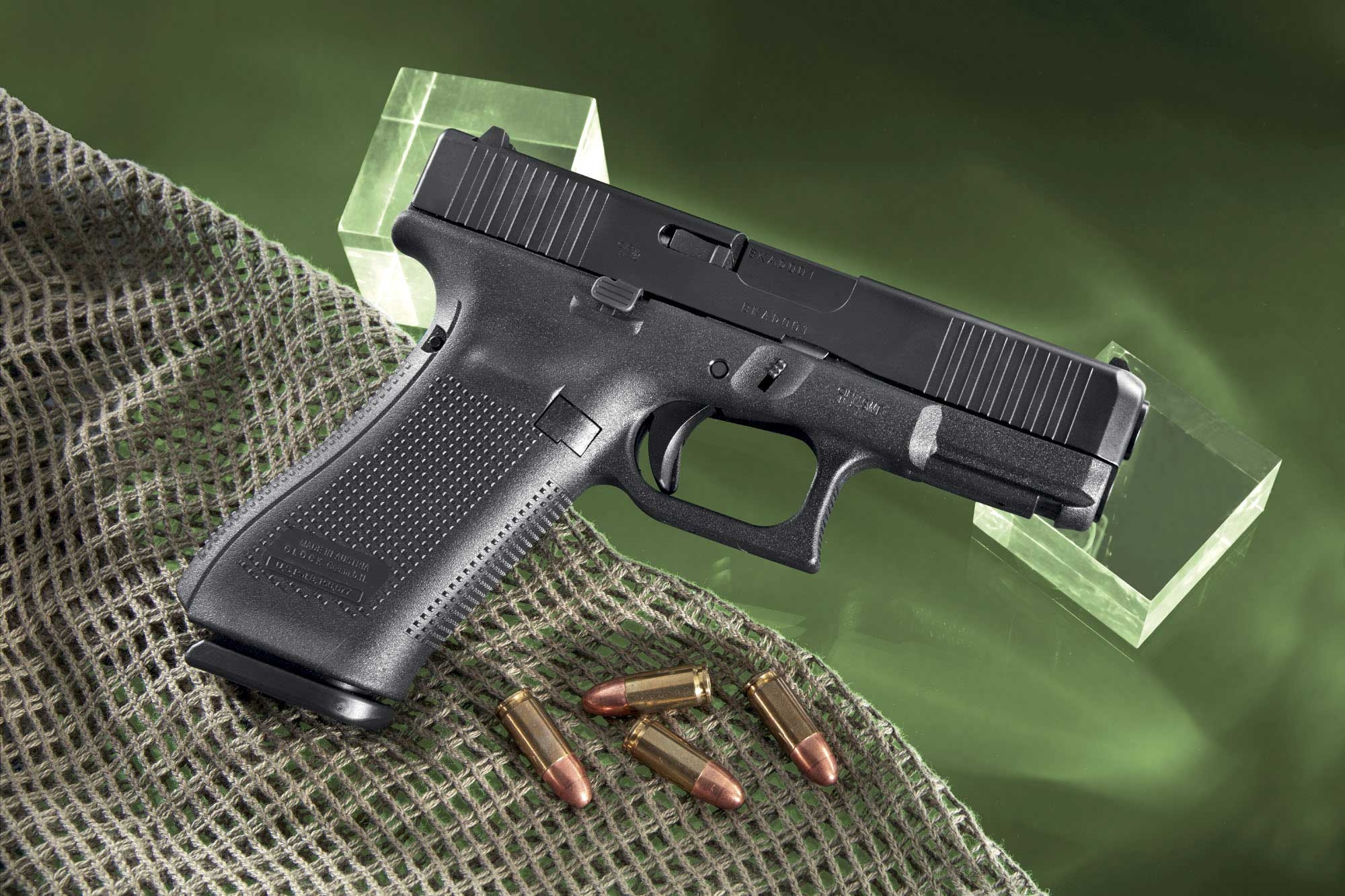 VISIER Special: Die ultimative Kaufhilfe: VISIER Special 92 mit über 30 Pistolen in 9 mm Luger im Test