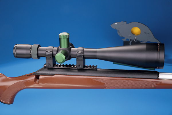 schmidt-und-bender: 37 Zielfernrohre im Labor- und Praxis-Test: VISIER Special 73