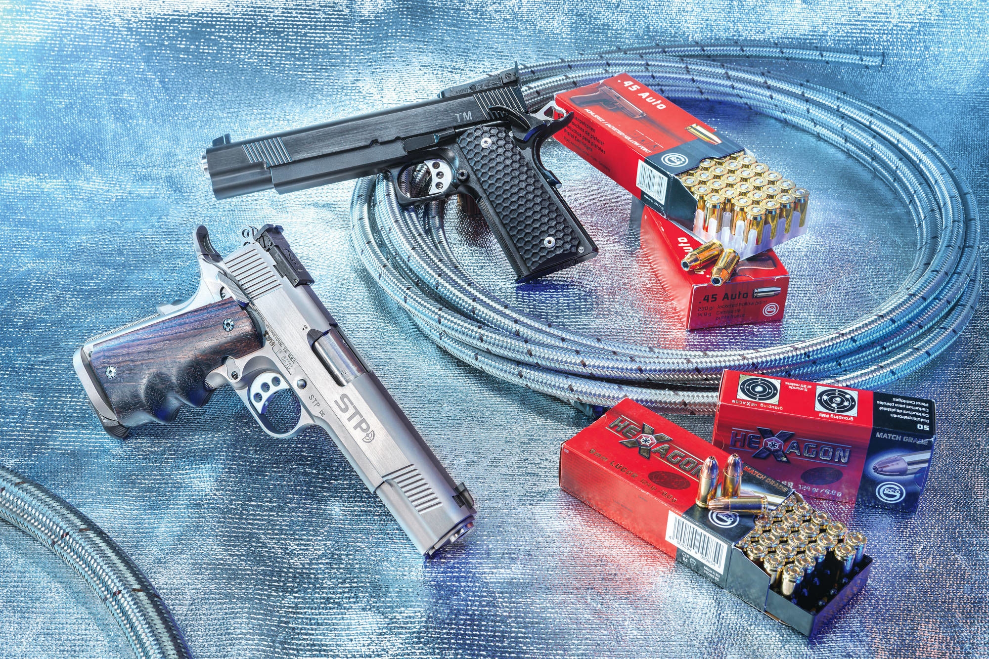 VISIER Special: Voll im Trend: Ganzmetallpistolen! Bekannte Marken, von der Dienstwaffe bis zum Luxus-1911er, Tipps zu Tuning und Gebrauchtkauf gibt's im VISIER Special 100