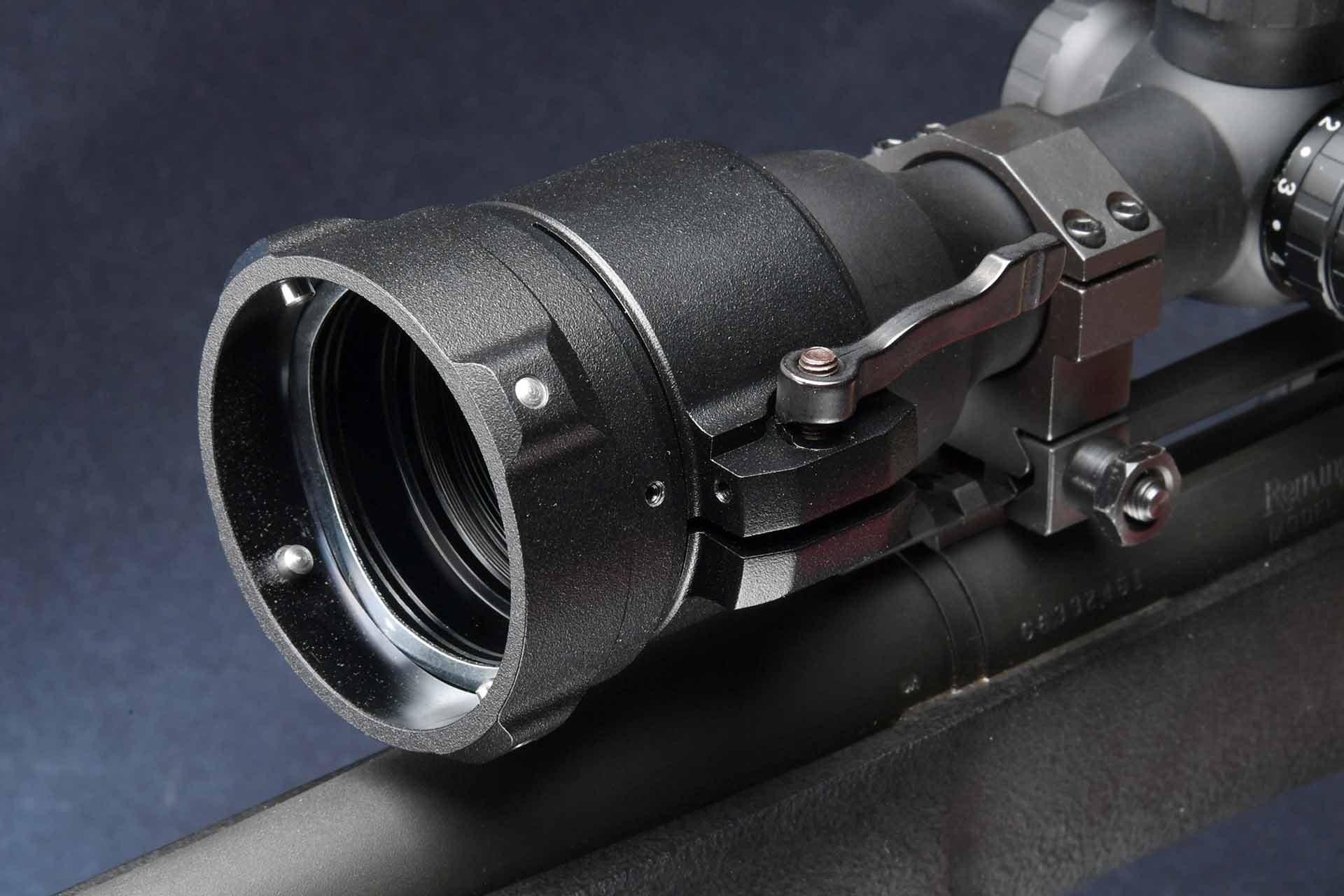 adapter mounted on the yukon daytime riflescope objective bell