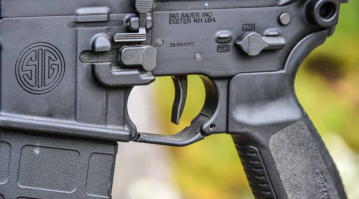 The ambidextrous controls of the SIG Sauer M400 TREAD