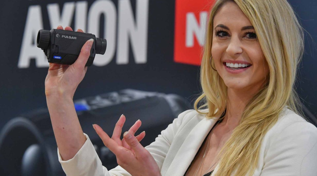 Pulsar Axion thermal monocular