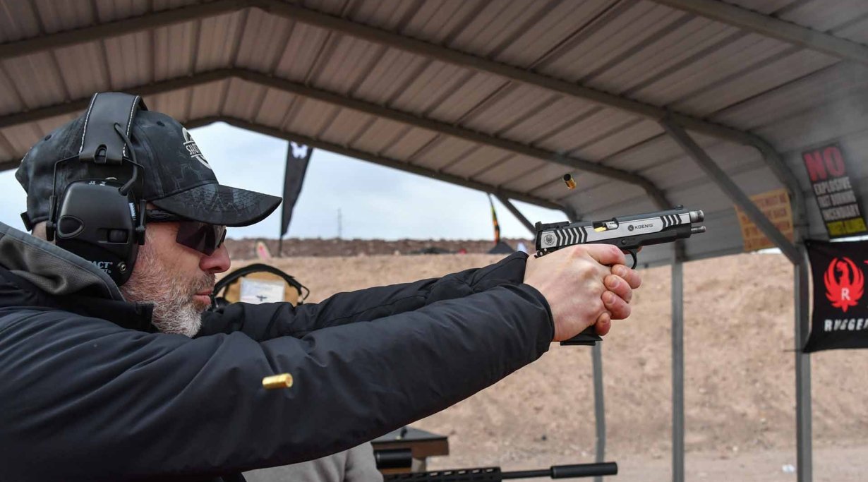 Shooting the Ruger SR1911 Competition pistol 