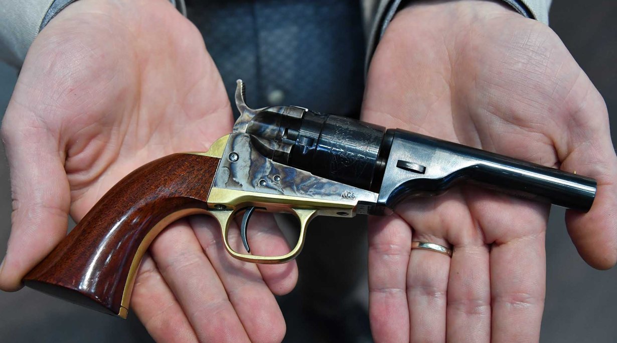 Uberti Pocket 49-380-conversion revolver