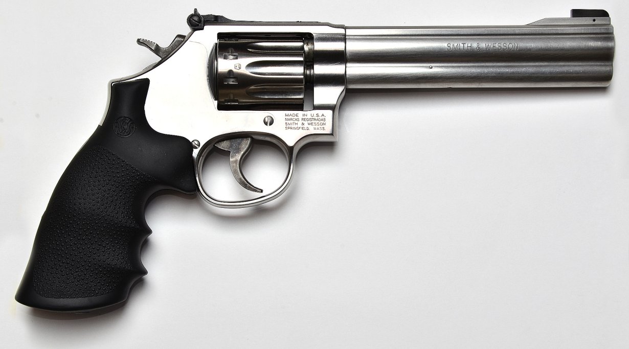 Smith & Wesson 617 .22 LR