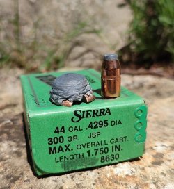 From a Swiss perspective: lead-free ammunition, a question of common sense? Or is the issue far more complex? A residual bullet weight of 98% in the .444 Marlin.