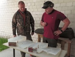Caliber test: Unique Alpine in .450 Bushmaster vs. Marlin in .45-70 Gov. – suitable for driven hunting? the Hornady FTX bullet in .450 Bushmaster (left)