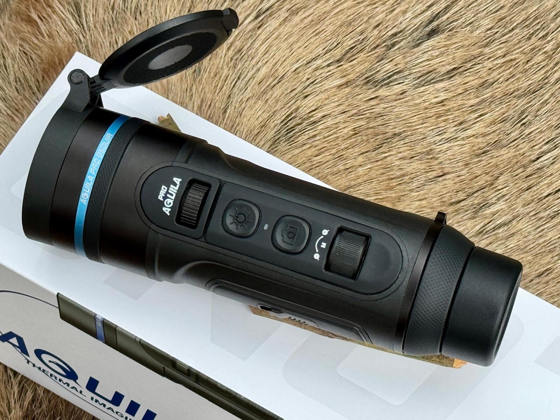 optics: Conotech Aquila PRO 650LIIR thermal imaging handheld monocular for real one-handed operation