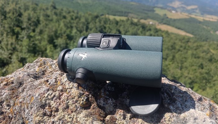 swarovski-optik: New Swarovski Optik EL Range 8x32 binoculars: ultra compact, with rangefinder and Tracking Assistant