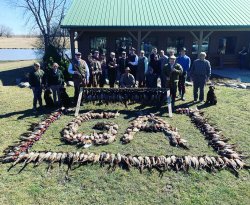 Upland bird shooting, Green Acres, Illinois, USA Group photo after shoot at Green Acres Illinois.