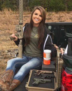 A Lady Hunter from US: Sophie Swaney A Lady Hunter from US: Sophie Swaney