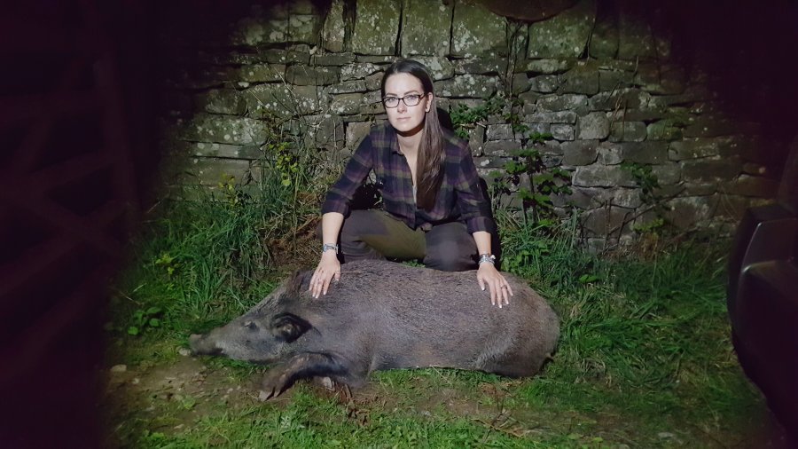 A lady hunter from Los Angeles ALL4_CHELSEA_PARHAM_UK_WILD_BOAR.jpeg