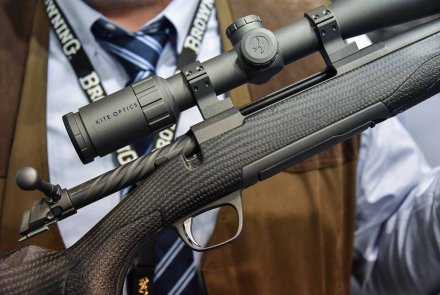 Browning X-Bolt Pro Carbon, a new hunting rifle The action with the grooved bolt body of the Browning X-Bolt Pro Carbon