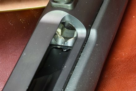 Mauser M18 in .308 Winchester caliber The double feeding ramp for the cartridges of the Mauser M18.