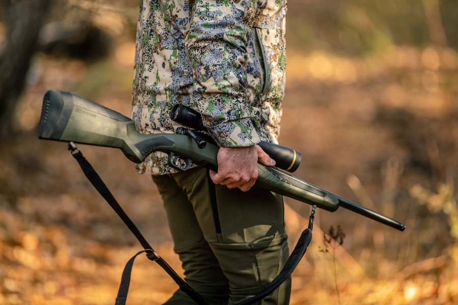 Impulse: the first straight-pull rifle from Savage Arms Hunter with Savage Impuls rifle
