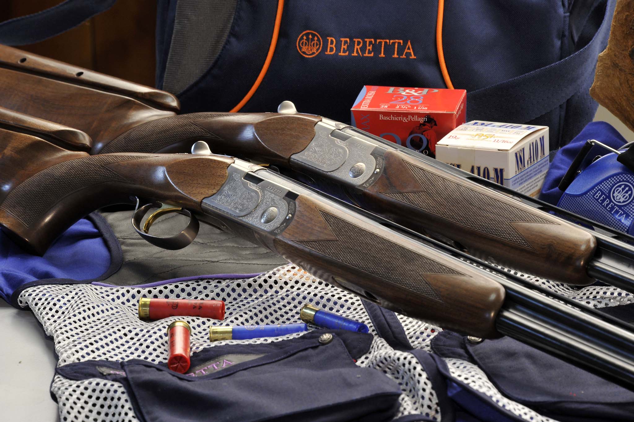Beretta 686 Silver Pigeon I Sporting 28 gauge and .410 gauge over-and-under shotgun Beretta 686 Silver Pigeon I Sporting 28 gauge and .410 gauge over-and-under shotgun