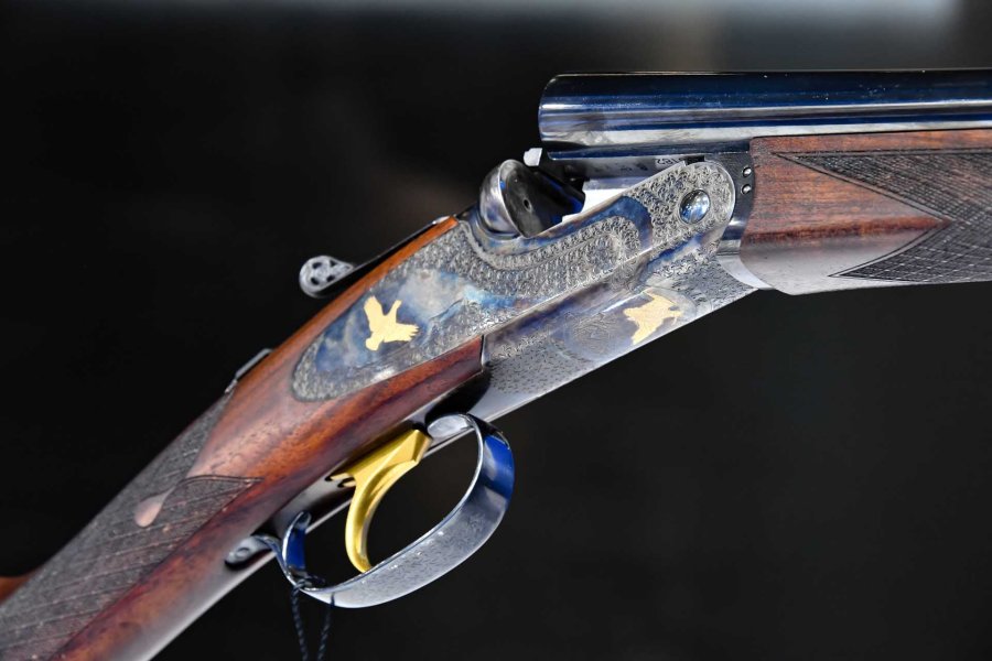 F.A.I.R Iside Prestige Tartaruga Gold caliber 28 The color case hardened body of the F.A.I.R Iside Prestige Tartaruga