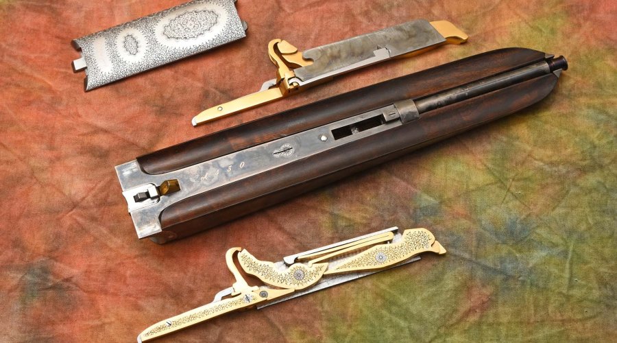 Piotti Droplock Model Fabio: a high-class double barreled gun Piotti Droplock Model Fabio disassembled