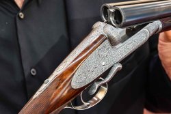 Piotti, a made-in-Italy excellence The engravings on the Piotti 20-gauge shotgun.