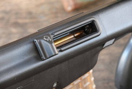 Corvus Defensio Case Deflector installed on the Steyr AUG ejection port