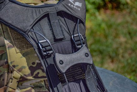Eagle Ergo Performance System: a body armor suspension to fit any armor carrier system The buckled straps of the Eagle Ergo Performance System