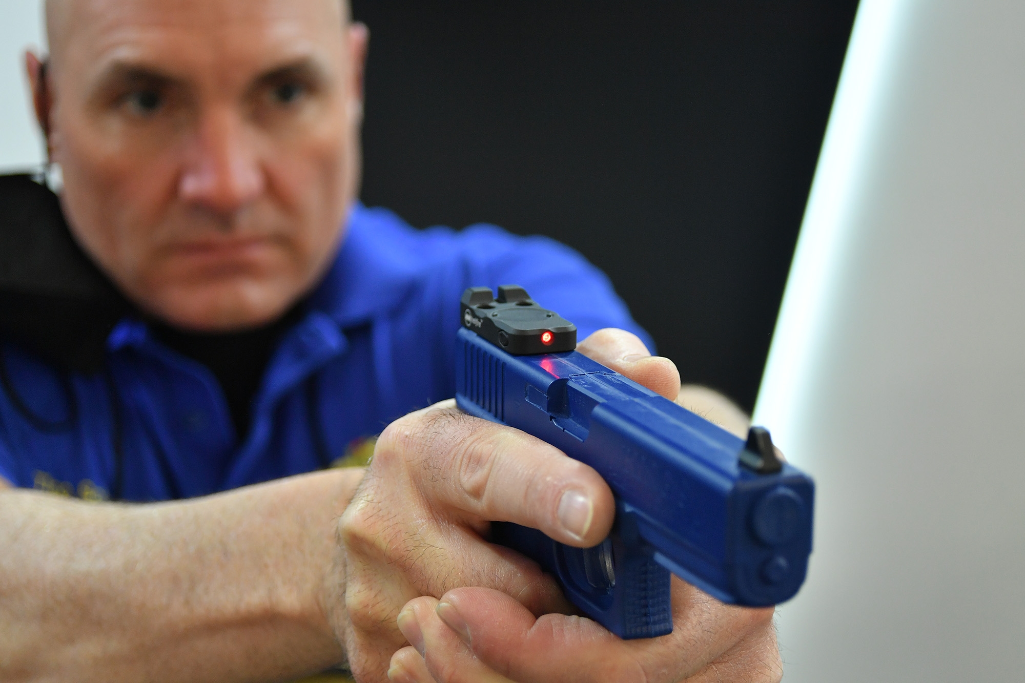 optics: MAK LED-illuminated MAKhellfire Glock Sights – The innovative three-point sights are now available