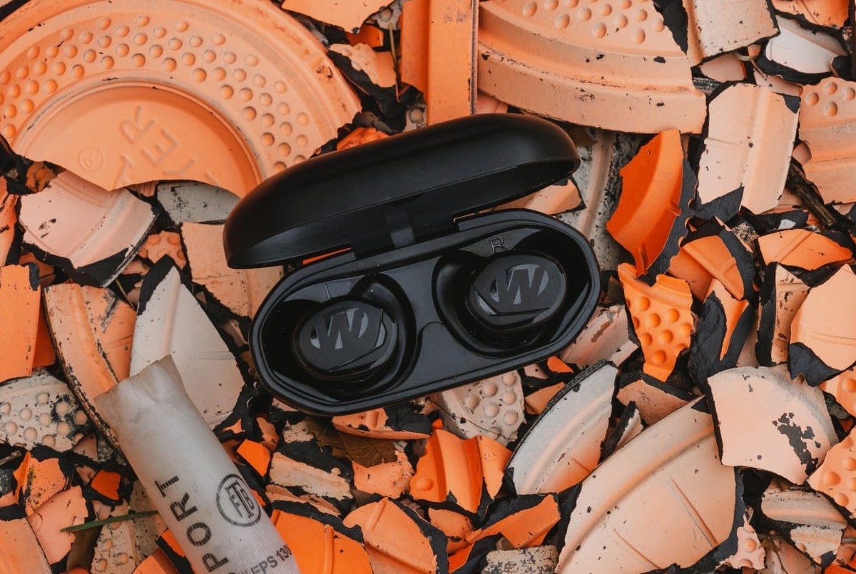 accessories: New Walker Suppressor Earbuds: silence only the unwanted and stay connected accessories: New Walker Suppressor Earbuds: silence only the unwanted and stay connected