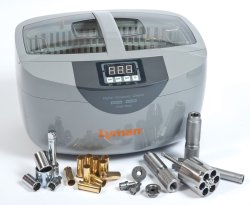 With the Lyman Turbo Sonic 2500 sleeve cleaner, STROBL.cz offers a device with a wide range of applications the Lyman Turbo Sonic 2500.