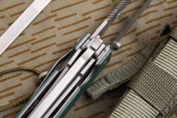 Ratnik 6E6, the “Russian style” multitool Liner lock system of the Ratnik 6E6