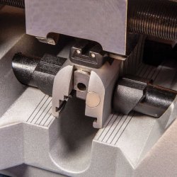 Real Avid Master Sight Pusher, for an easy and safe pistol sights replacement The Universal Press Block of the Real Avid Master Sight Pusher