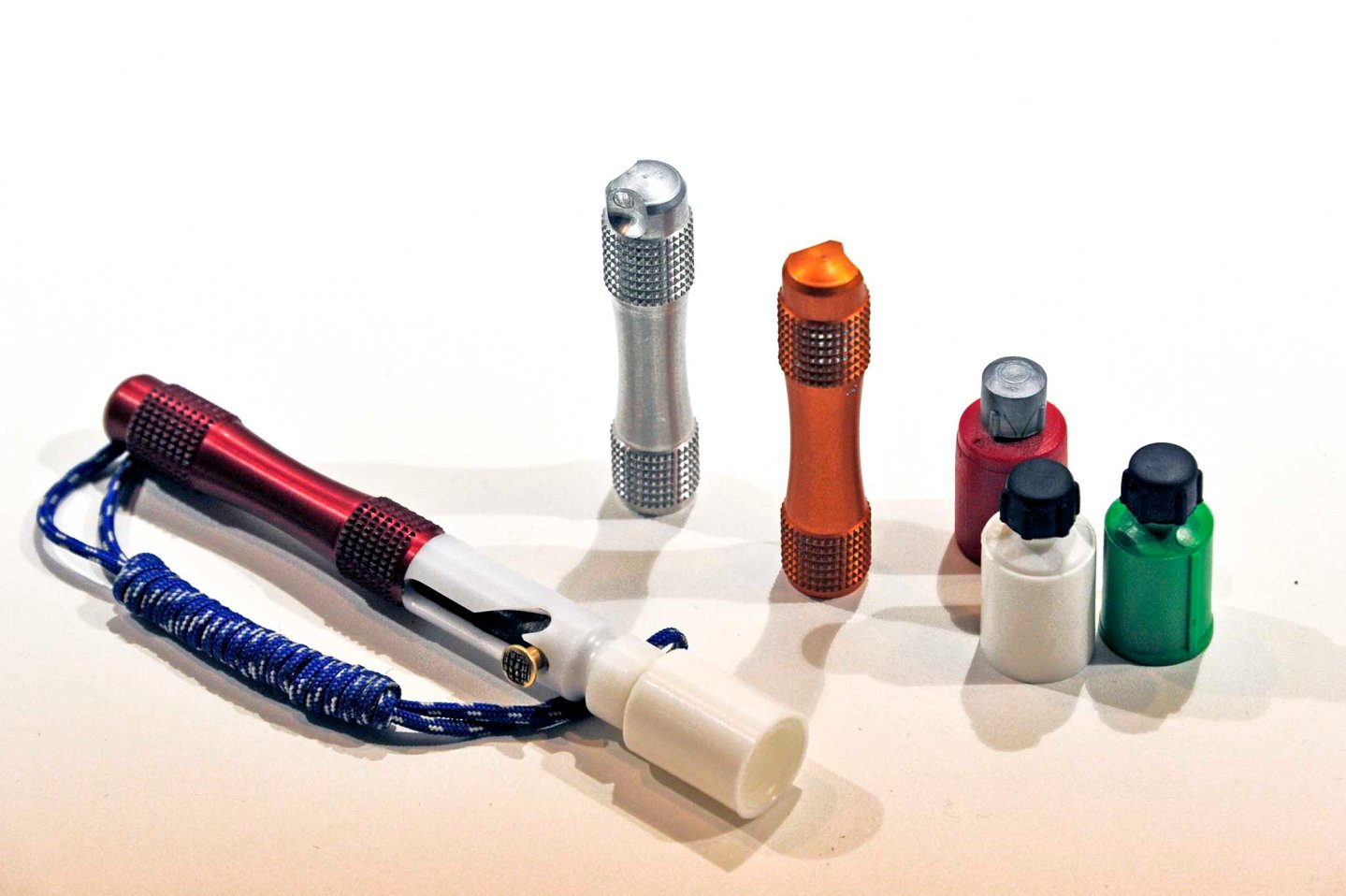 Rino-Tac S.L.T Emergency flare launcher Rino-Tac S.r.l. showcased the S.L.T. Emergency flare launcher at the 2016 HIT Show