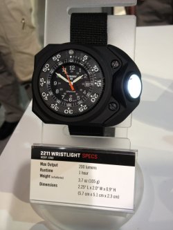SureFire 2211 Wristlight SureFire 2211 Wristlight