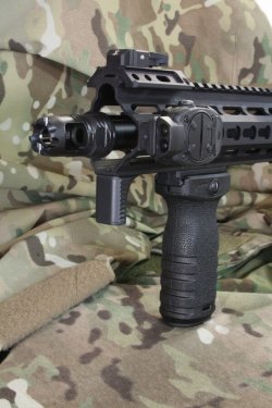 Tactical73 SBD and CBD muzzle devices Tactical73 S.r.l. offers the SBD muzzle device for .223 Remington and 5,56x45mm NATO caliber firearms, and the CBD muzzle device for .300-AAC "Blackout", .308 Winchester and 7,62x51mm NATO caliber firearms