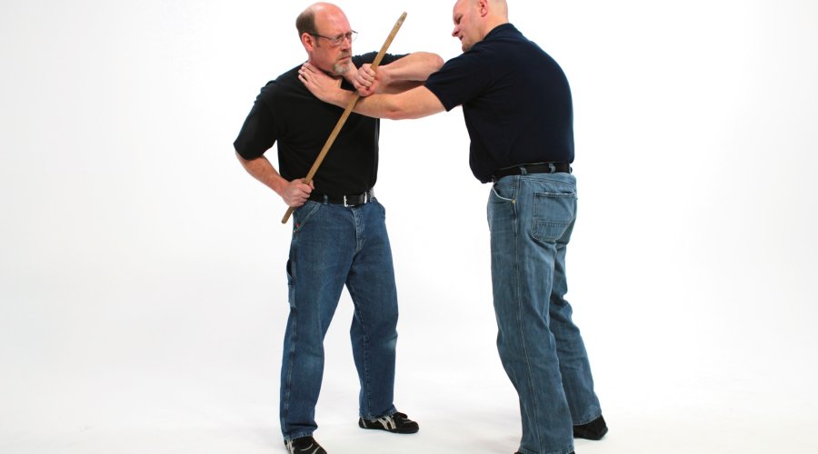 Sequence of defense techniques with the walking stick