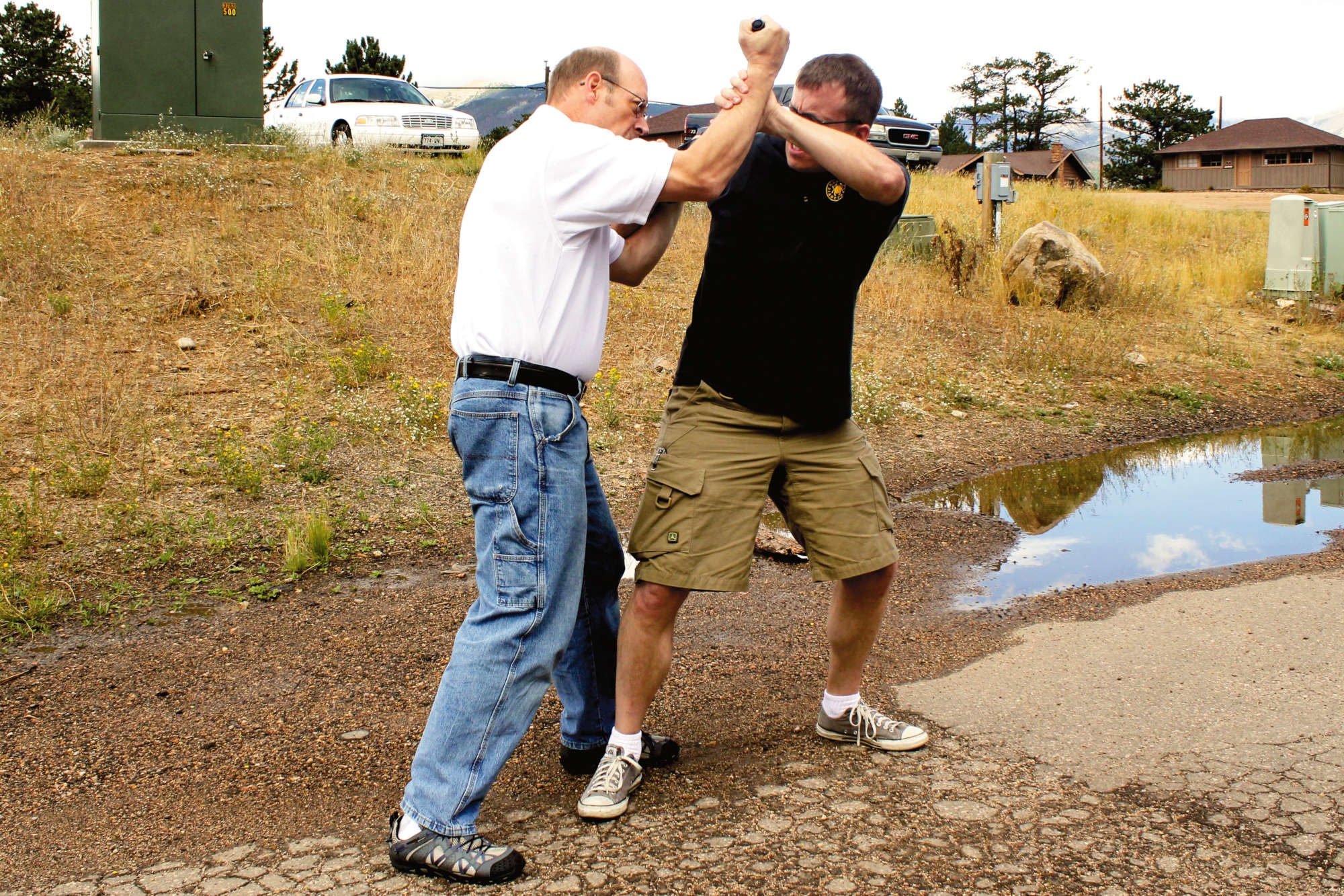 culture: Self-defense and unarmed defense Part 5 - improvised weapons