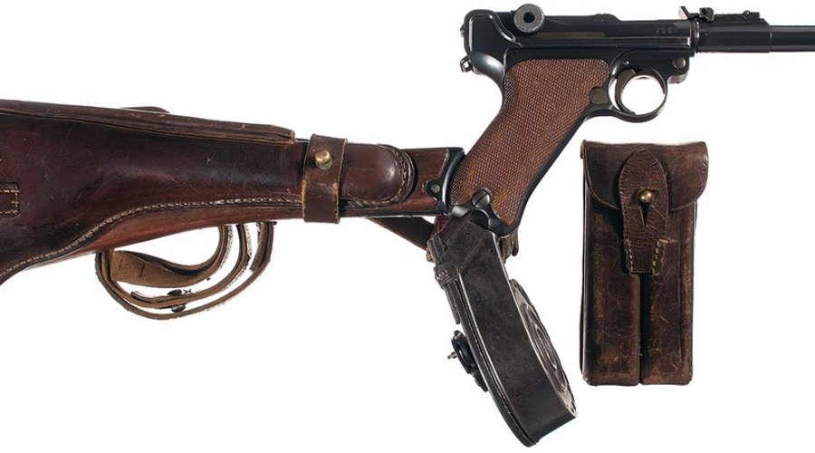 Luger “Artillery model” pistol with shoulder stock