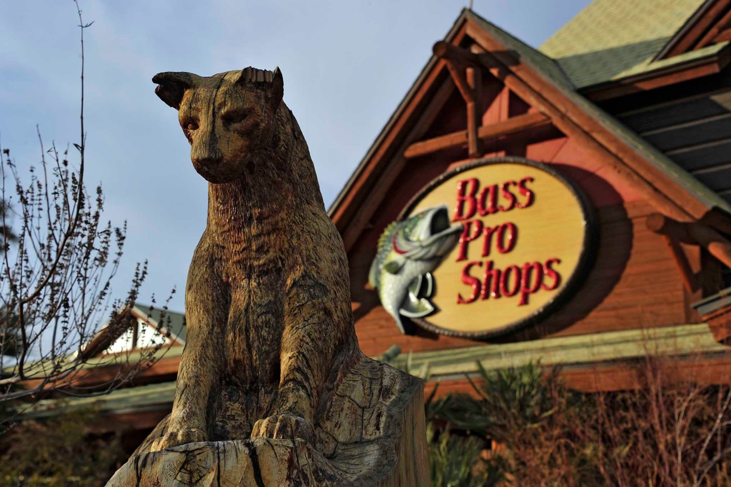 Bass Pro Shops - Outdoor World store