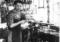 Beretta Holding acquires Chapuis Armes Antique photo Chapuis Armes