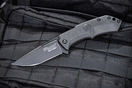 New products from GSG Premium Brands at the IWA OutdoorClassics 2019 The folding knife SIG Sauer M1 with black handle