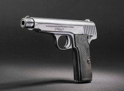 Hermann Historica: the results of the “dream auction” Colt Pocket 1849 con incisioni di fabbrica in cassetta originali