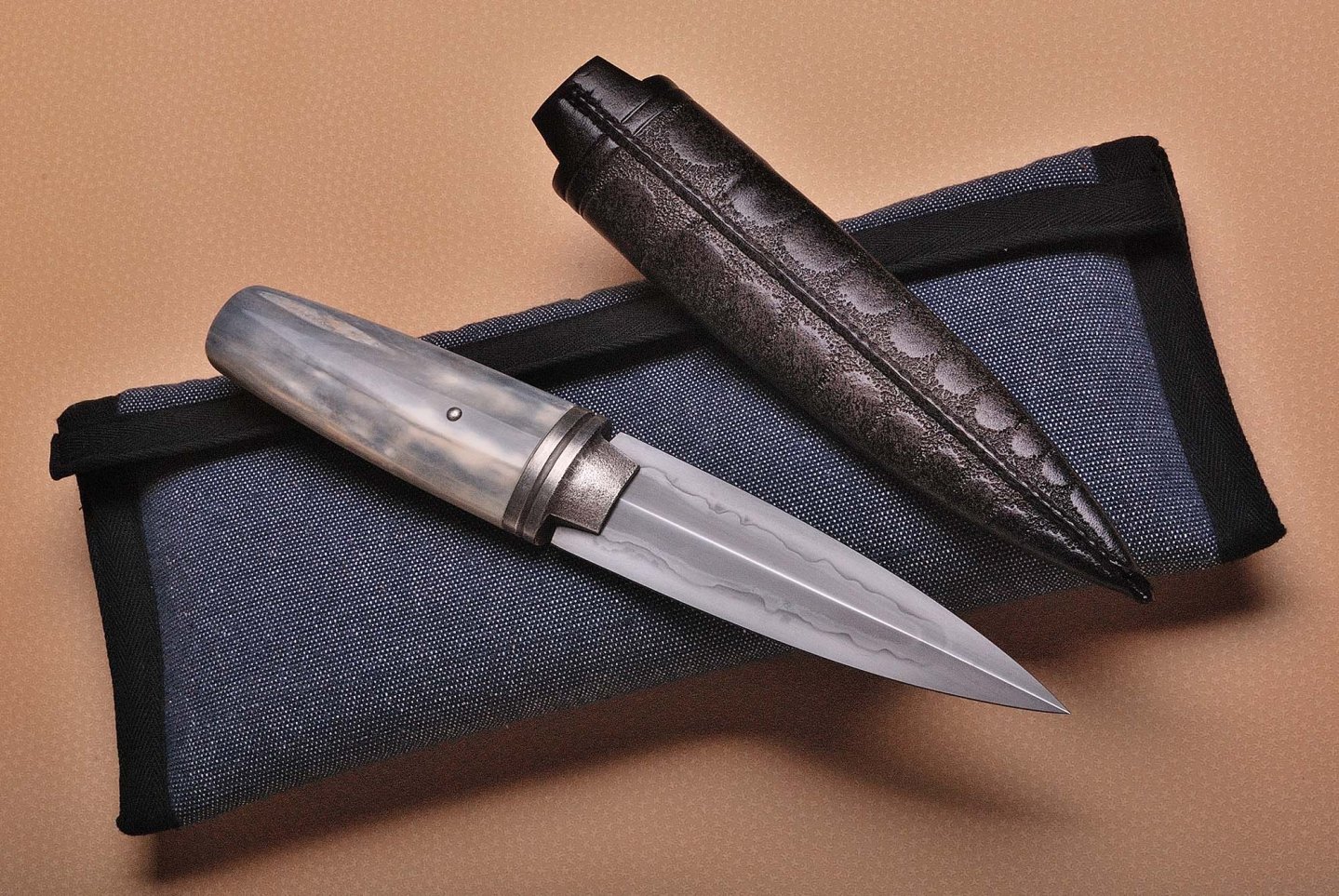 Icicle Blue dagger Icicle Blue dagger