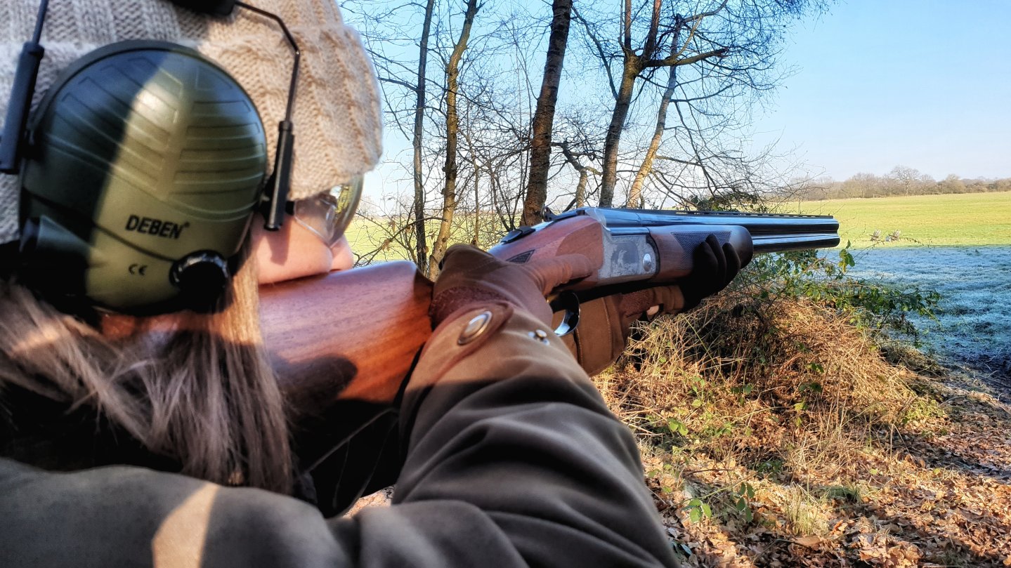 Ruth Shelley clay shooting with her Cogswell & Harrison shotgun.