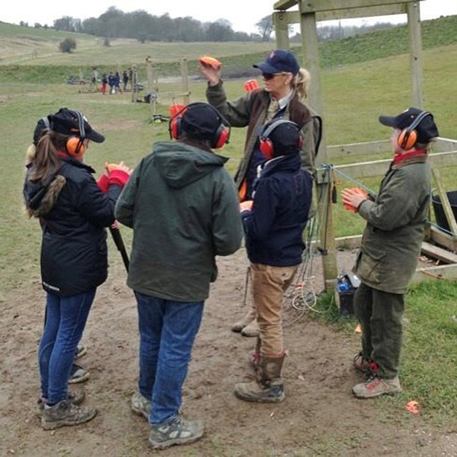 Shooting instructor Mhairi-Ann Troup coaching starshots group