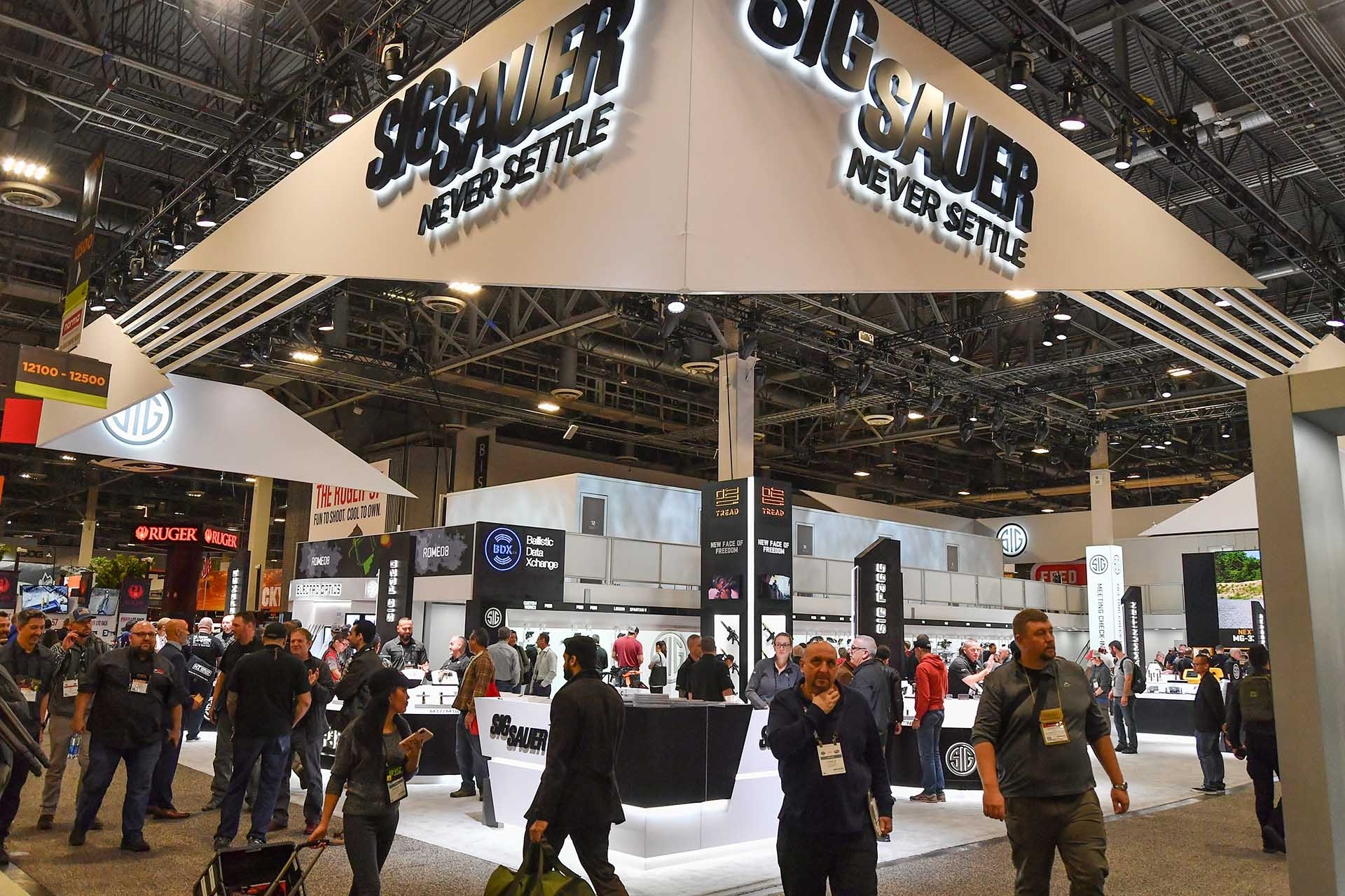 sig-sauer: +++ BREAKING NEWS +++ SIG Sauer will not exhibit at the 2022 SHOT Show. What are the reasons?